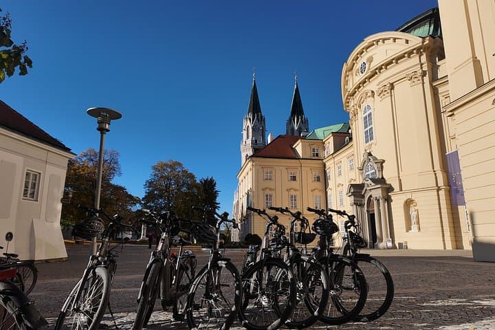 Vienna Imperial & Green E-Bike Tour