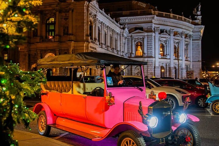 Panoramic Vienna Night Tour Oldtimer Classic Car