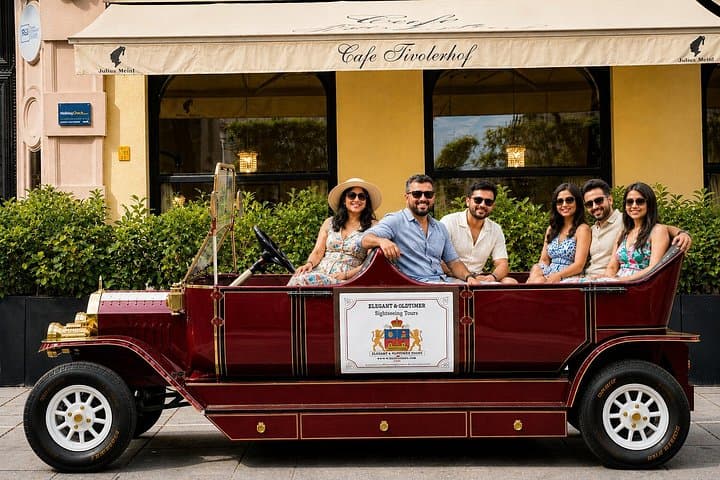 Vienna City Tour with Luxury E Old Timer