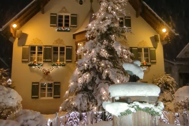 Salzburg Christmas Markets Day Trip from Vienna