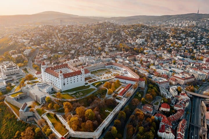 Private Transfer from Vienna to Budapest