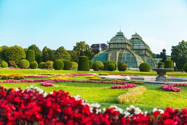 Vienna Schönbrunn Palace and Panorama Train