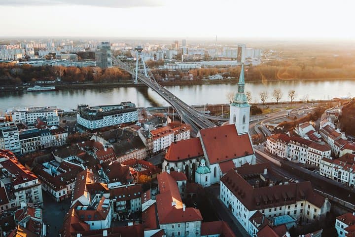Private Transfer from Vienna to Budapest