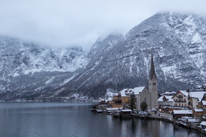 Hallstatt Tour from Salzburg with 5-finger viewing platform