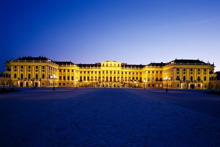 Christmas at Schönbrunn Palace Vienna: Classical Concert and Christmas Market