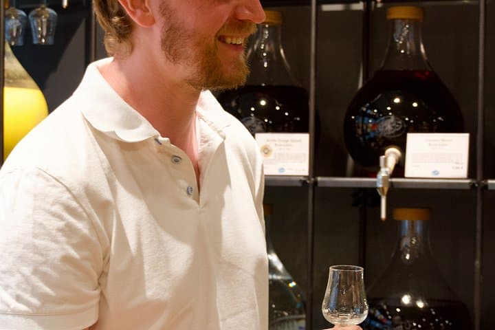 Welcome to Vienna Food & Drink Tour of Essential Austrian Dishes