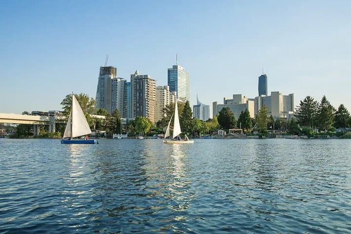 E-Bike Vienna’s Danube River & Green Park Routes