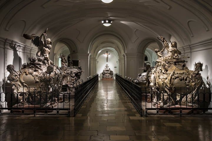 Admission with guided tour German to the Imperial Crypt Vienna