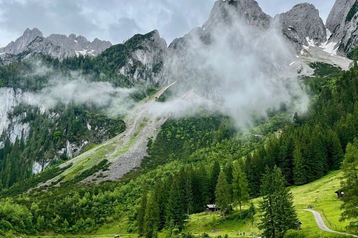 Hallstatt & Salzkammergut: Private Day Trip from Salzburg